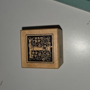 T Monogram rubber stamp with floral vine